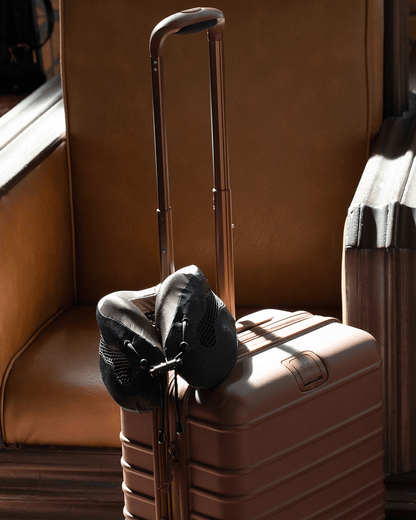 Evolution Cool® Neck Pillow - Cabeau